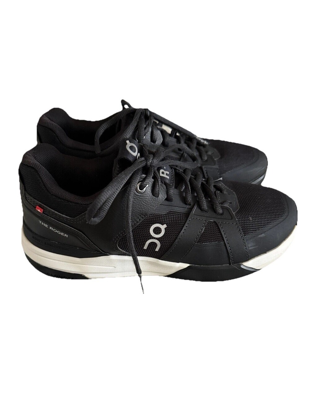 On Cloud Roger Clubhouse Womens 9 Black Tennis Shoes Used